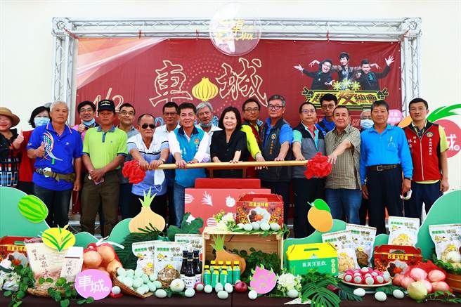 今年「車城洋蔥文化節」將擴大舉辦，除全鄉總動員踩街外，還與青農合作推出一日農夫體驗，且名字同音「ㄧㄤˊ」或「ㄘㄨㄥ」即可免費參加。（謝佳潾攝）