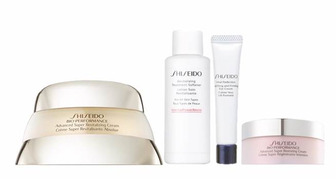 京站的独家发烧组，Shiseido NO.1乳霜王组，价值4871元，特价2340元。（京站提供）