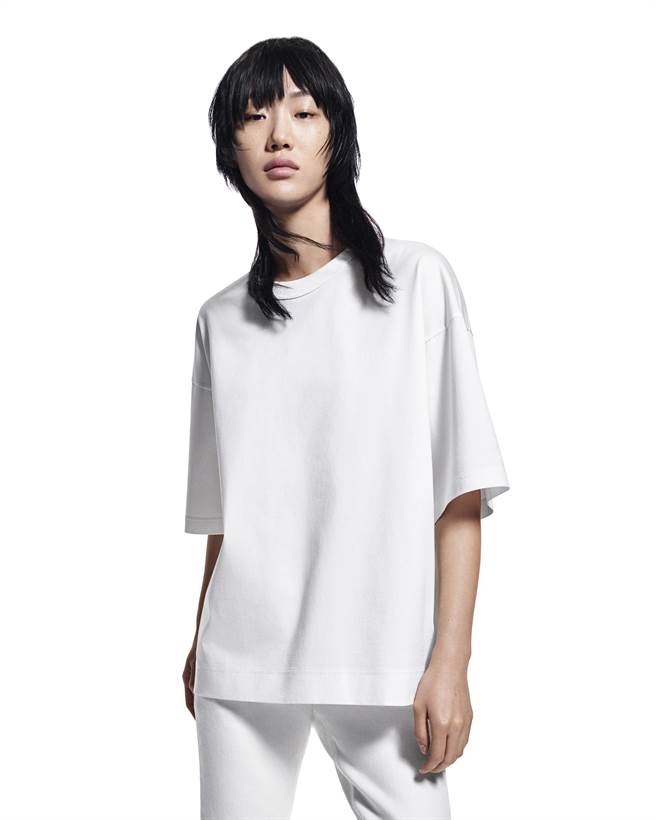 UNIQLO＋J入门款4月再补货。（UNIQLO提供）