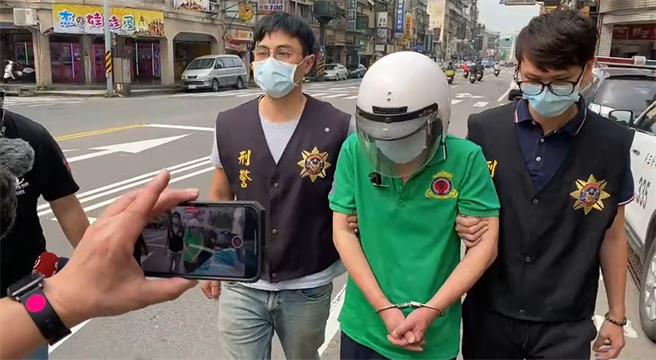 警方侦询后，将谢男依涉嫌强盗罪嫌移送基隆地方检察署侦办。（翻摄照片／陈彩玲基隆传真）