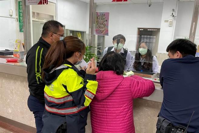 大園警方呼籲，網路交友在未確認對方真實身分前，若發現對方提及投資或有關金錢的訊息，千萬不要輕易相信，若有疑問可撥打165反詐騙電話或至派出所諮詢。（姜霏翻攝）