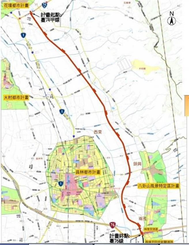 东彰路全长约28公里，分北段、中段、南延段开通，北段和南段工程尚待建设，北段起点从台74甲线东外环开始，行经花坛、大村、员林等，终点与台76线林厝交流道顺接，私人农地就占了将近9成，地主更是超过2000人。(吴建辉摄)