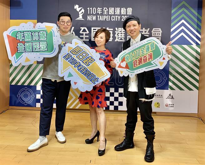 培訓課程安排夢幻老師，人人都有機會拿起麥克風一圓主持夢。（許哲瑗攝）