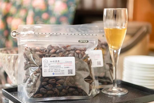 国立暨南国际大学，研发咖啡果茶。（暨南大学提供／廖志晃南投传真）