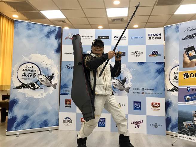 基隆国际矶钓赛4月10、11日重磅回归，矶钓大使沈文程今为选手加油。（陈彩玲摄）