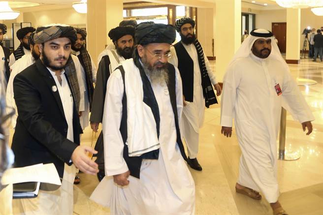 2020年9月20日，塔利班代表到杜哈与美国指定特使谈判，最终的结论就是美军必须在今年5月1日全数撤军。(图/美联社)