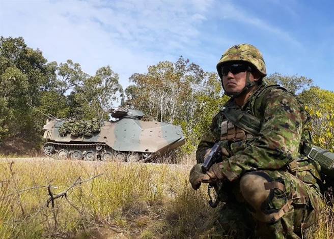 日执政党有意修法放宽海保武器使用限制，并授权陆自在钓鱼台衝突还未发生时，便登岛准备因应。（图／陆上自卫队脸书）