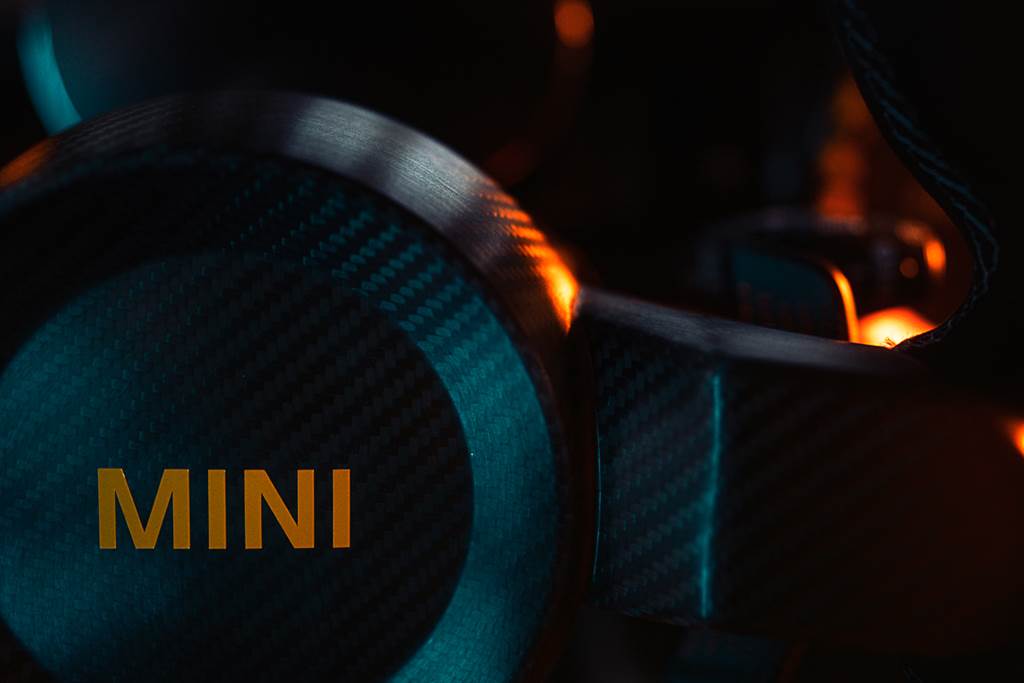取材自JCW的純電暴力玩具 MINI發表電動方程式安全前導車MINI Electric Pacesetter
