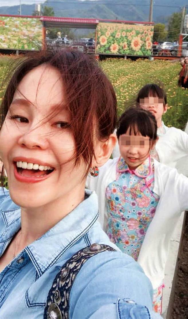 即使贵为歌坛天后，彭佳慧还是尽量抽时间陪3位儿女，经常分享带小孩出游的照片。（图／翻摄自彭佳慧脸书）