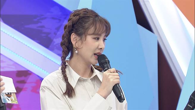 《同学来了》主持人安心亚也遇过恐怖情人。(图/中天综合台提供)