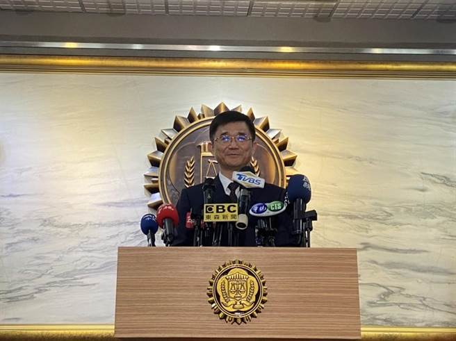 調查局副局長黃義村表示，基於偵查不公開，不便說明。（王揚傑攝）