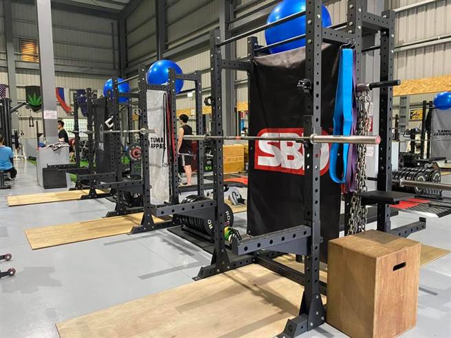 廖士钧的迈进健身馆，2012年首开在南彰化的埔心，由传统透天厝改造而成，1至6楼合计180坪空间，当时以每次100不限入场时间造成轰动。(廖士钧提供／吴建辉彰化传真)