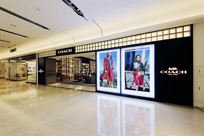 轻奢潮流品牌主打年轻族群，包款、鞋款应有尽有。（图／品牌提供）