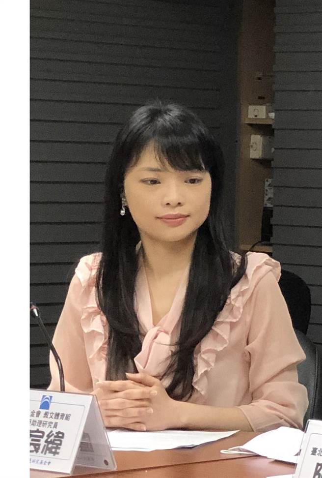 國家政策研究基金會高級助理研究員盧宸緯呼籲，5歲幼兒教育可朝向義務化來推動。(國家政策研究基金會提供／李侑珊台北傳真)