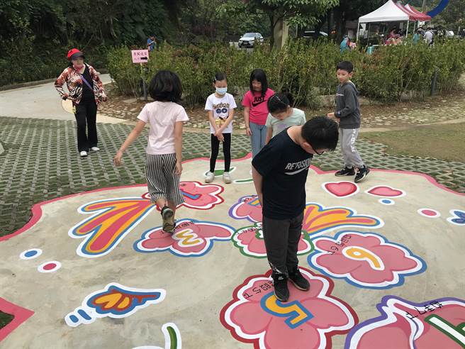 三芝第一座共融式「櫻花公園」今啟用　副市長到場同樂(戴上容攝)