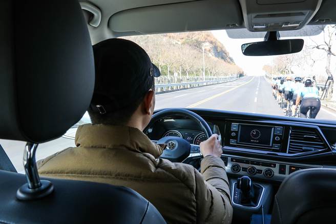 出色的油耗经济性，加上更轻松的驾驭感受，可以让司机们更轻松胜任每一次的后援任务。(图/福斯商旅提供)