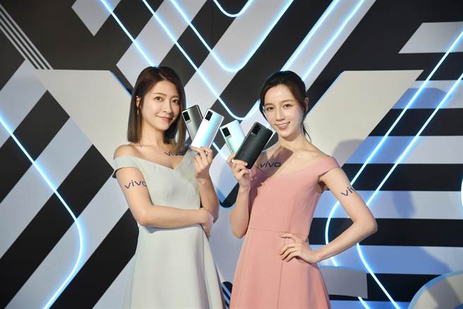 vivo X60系列预购开红盘，平均每日销量较上一代X50系列成长4.2倍。(vivo提供／黄慧雯台北传真）
