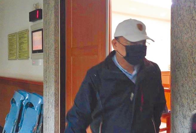 百亿地下匯兑主嫌吴承霖于嘉义地方法院审理期间出庭。（本报资料照片）
