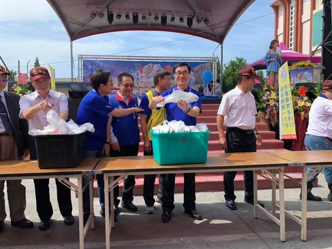 圖為2019年10月27日「虱目魚文化節」，時任高雄市副市長李四川出席活動現場。（圖／取自李四川臉書）