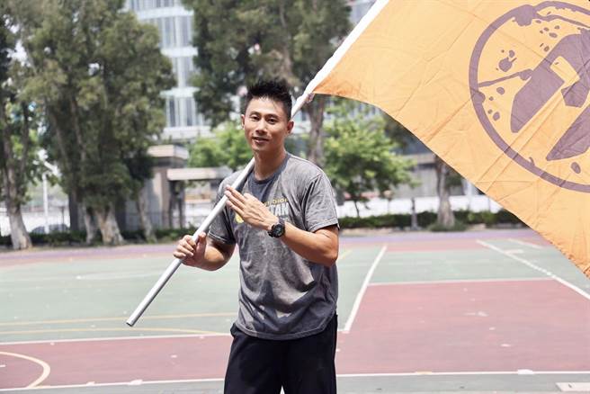 小刀今出席「斯巴达障碍跑竞赛」训练活动。（宽宽整合行销提供）