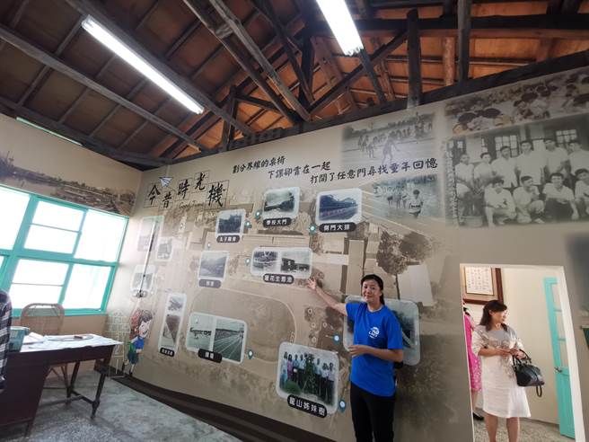 台南市七股區龍山國小2日舉行60周年校慶，60年的老舊校舍改建整修的校史故事館揭牌。（劉秀芬攝）