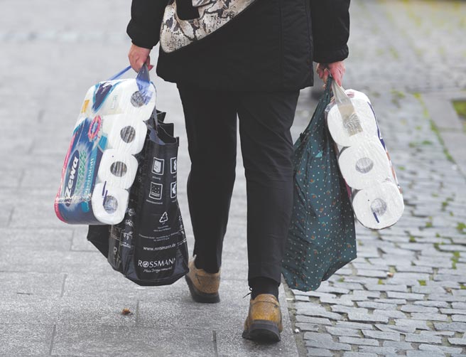 原物料成本升高，美国卫生纸、清洁产品等涨声涨起。图／美联社