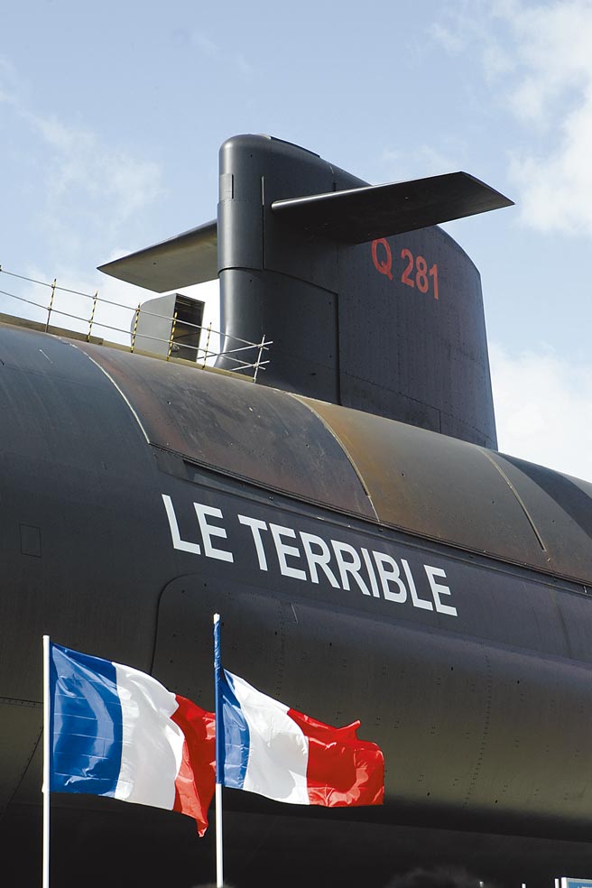 法国核潜舰猛烈号。（美联社）