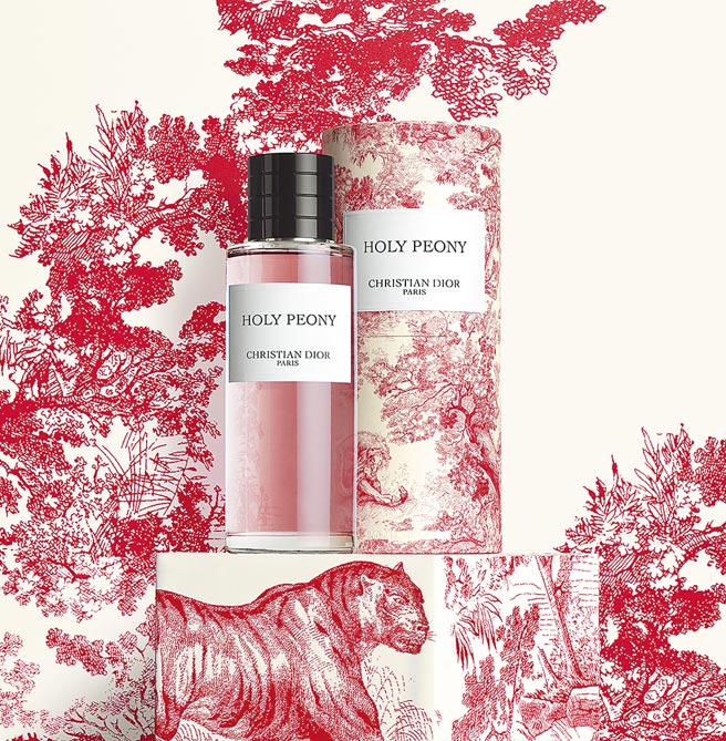 迪奥香氛世家牡丹香韵香氛2021度假限量版情境照，8000元。（迪奥提供）