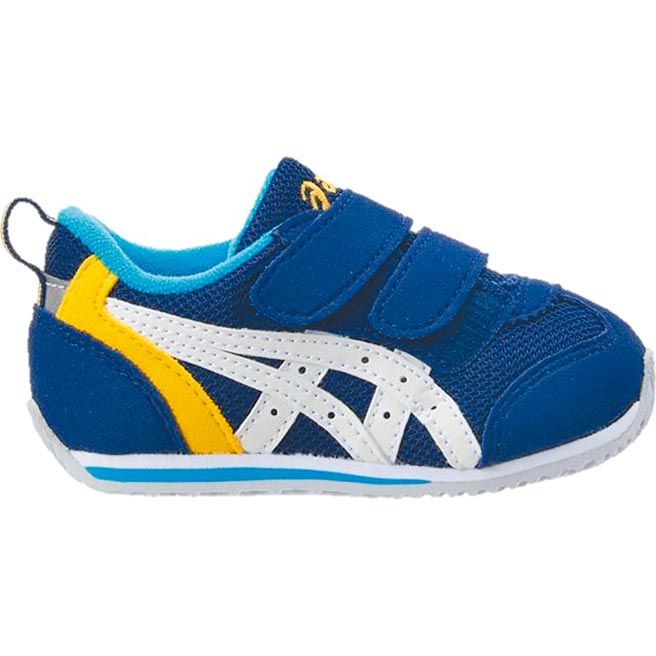 ASICS小童SUKU SUKU系列，1480元。（ASICS提供）