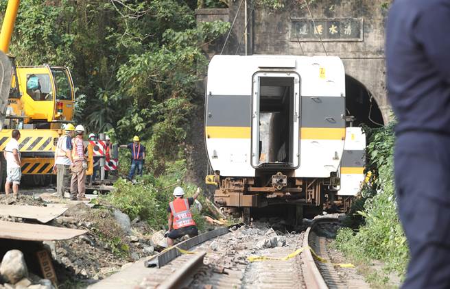 太鲁阁出轨事故。（中时资料照）