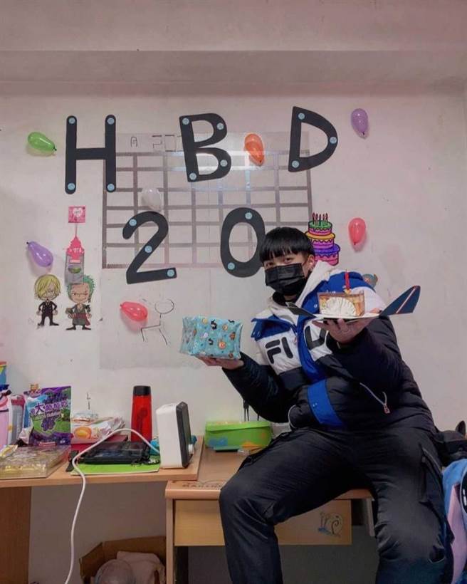 张恩昀1月才刚欢度20岁生日。（图／翻摄IG）