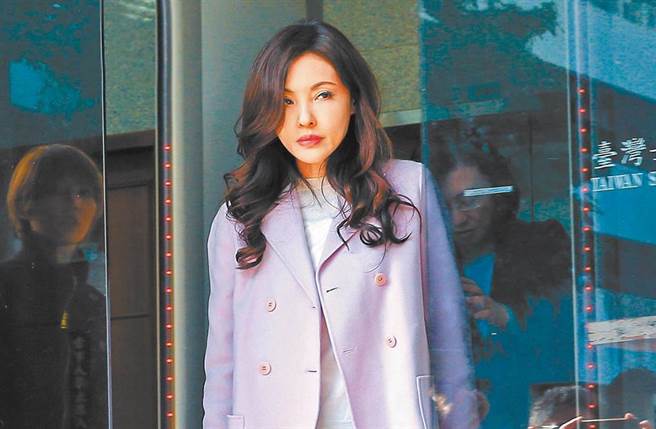 何如芸发文祈祷伤害降到最低。（图／中时资料照）