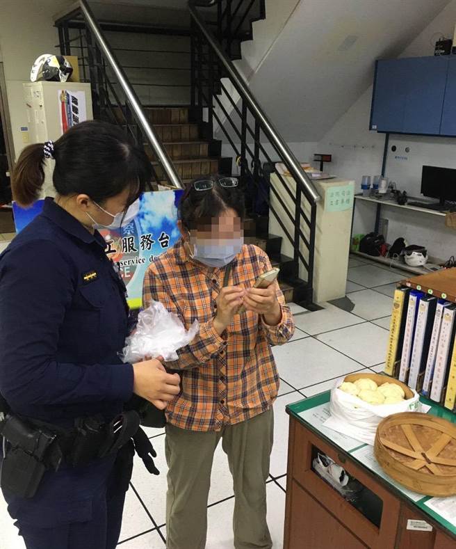 热心民眾捡到1把钥匙送到派出所，员警抽丝剥茧找到有家归不得的失主。（警方提供／陈淑芬台中传真）