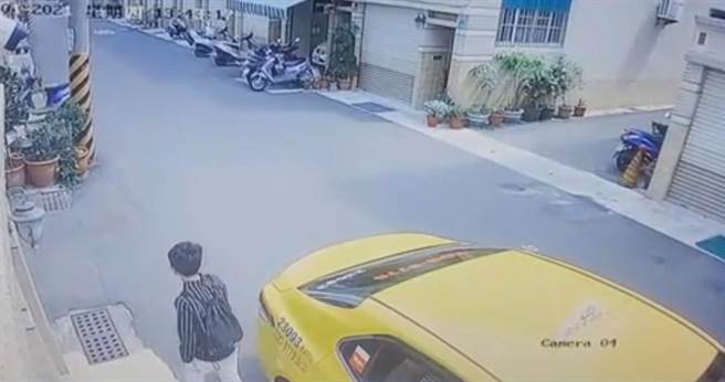 警方调阅资料得知李女搭乘计程车南下台南当诈骗车手。（读者提供／程炳璋台南传真）