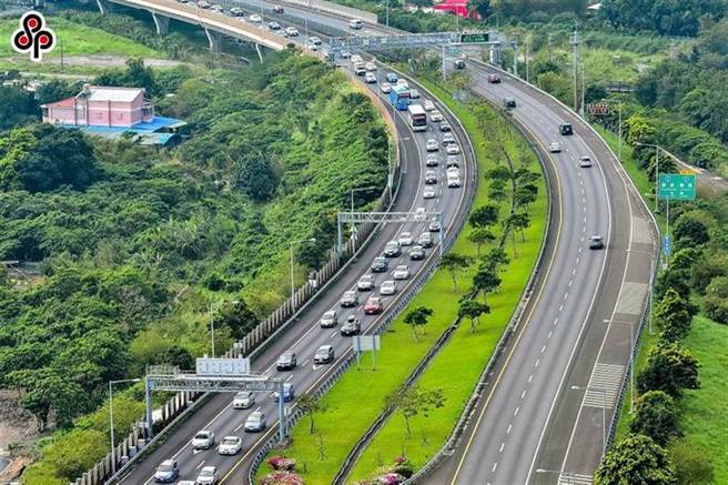 國5北向車多壅塞，預估將塞到深夜。(資料照)

