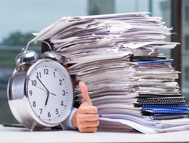 生肖屬鼠、兔和羊的女性善良過了頭，不願意得罪別人，所以面對請求時總是不會拒絕。(示意圖/達志影像)