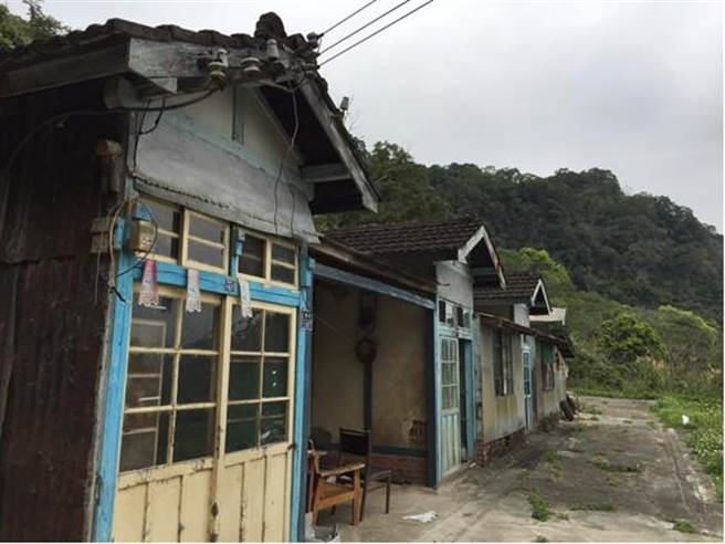 苗栗出磺坑南寮13号宿舍见证地区歷史人文与矿业风华，今年将提报苗栗县文化景观史蹟文化资产审议委员会审议。（县府文化观光局提供／何冠娴苗栗传真）