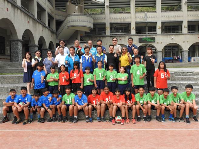 南投縣政府爭取千萬 經費，充實偏鄉體育設備。（南投縣政府提供／廖志晃南投傳真）