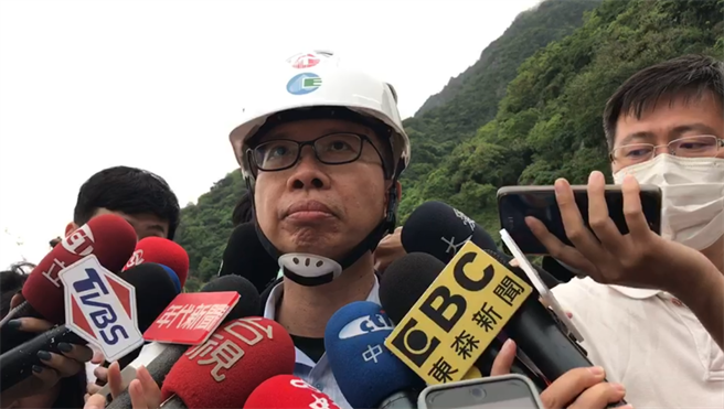 太魯閣號事故，台灣省土木技師公會與世曦工程顧問公司協助現地檢測，技師拱祥生列台鐵5缺失。公會與世曦今天聯合聲明，拱姓技師非團隊成員，發言是個人觀點與檢測內容無關。（羅亦晽攝）