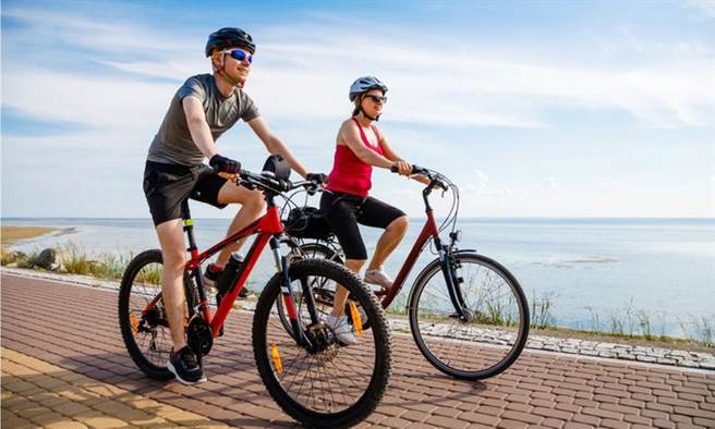 養成運動習慣，有助預防心臟血管疾病的發生。(示意圖/Shutterstock）