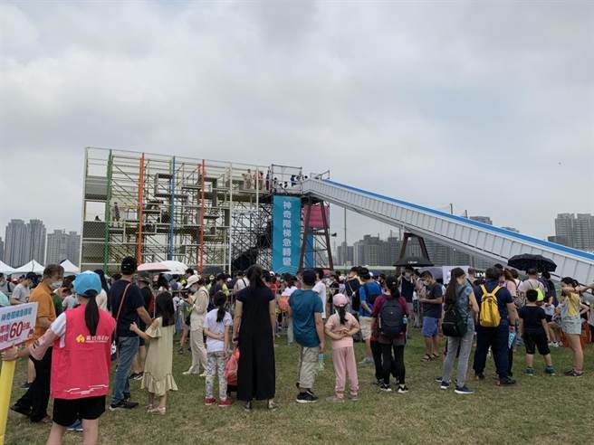 2021新竹市儿童艺术节将于5日晚间圆满落幕，市府预估4天活动可望带来约40万人次游客。（陈育贤摄）