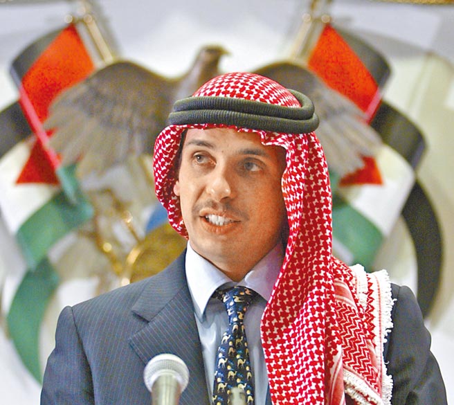 哈姆札亲王是约旦已故国王胡笙与其最宠爱的第四任妻子努尔皇后所生的长子。（路透）