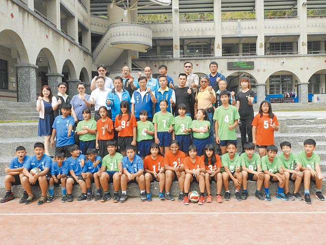 南投縣政府爭取千萬經費，充實偏鄉體育設備。（南投縣政府提供／廖志晃南投傳真）