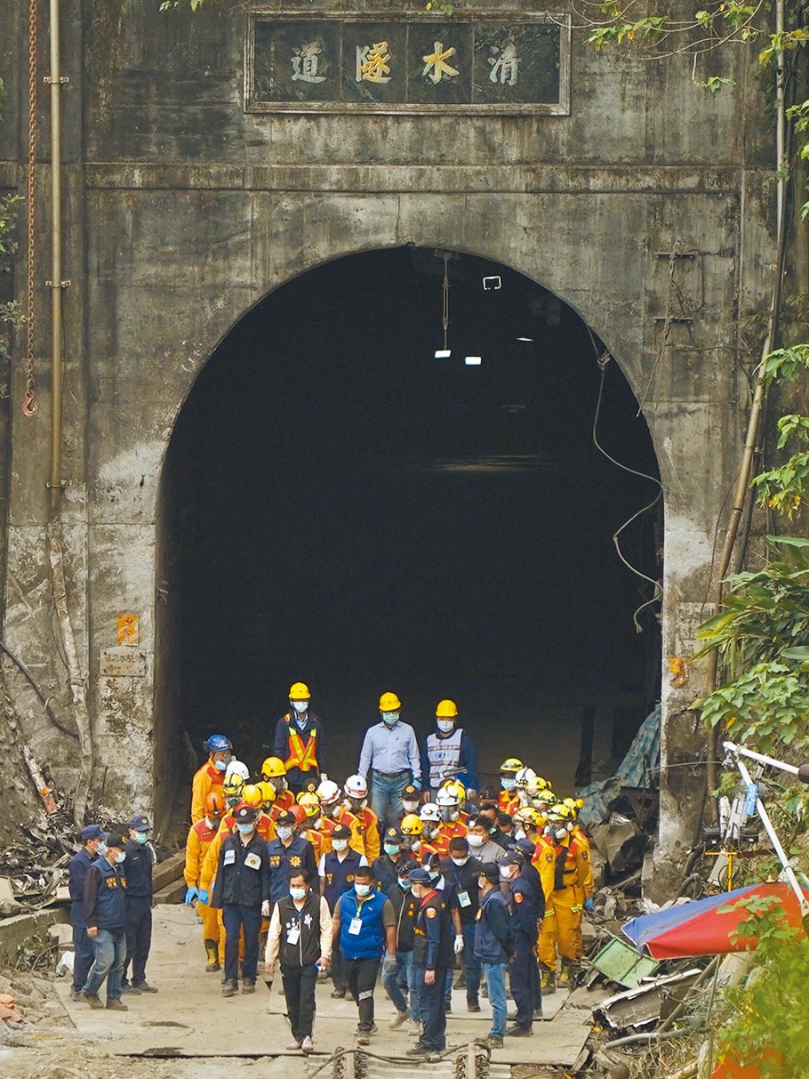 重壓4天最後1具遺體回家了 社會 中國時報