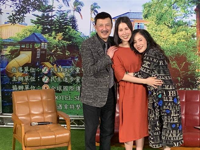 余天、李亚萍的二女儿余苑绮癌症復发，夫妻都很心疼女儿，希望余苑绮能早日度过难关。（图／本报系资料照片）