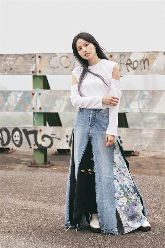 吴汶芳推出新歌〈我没错〉MV。(声势文创娱乐提供)