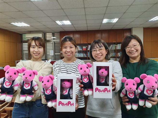 云林家扶招募1200名助养人，捐款满300元即赠MoMo熊玩偶。（云林家扶提供／张朝欣云林传真）