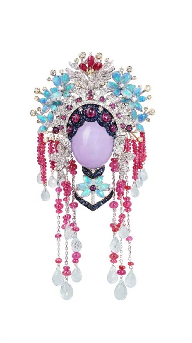 JHENG珠寶蛋白石紫翡臉譜墜飾。（JHENG JEWELLERY提供）