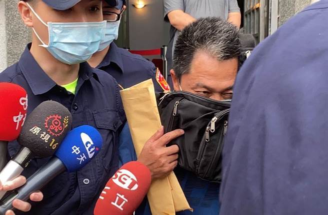 工地负责人李义祥前科累累，如今又因违停工程车滑落边坡，导致太鲁阁号出轨翻覆，遭各界讨伐。（中时资料照）