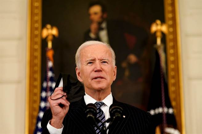 美國總統拜登6日宣布，所有成年人至19日都有資格接種新冠肺炎疫苗，比原先預計的5月1日提早約2週。（圖／路透社）